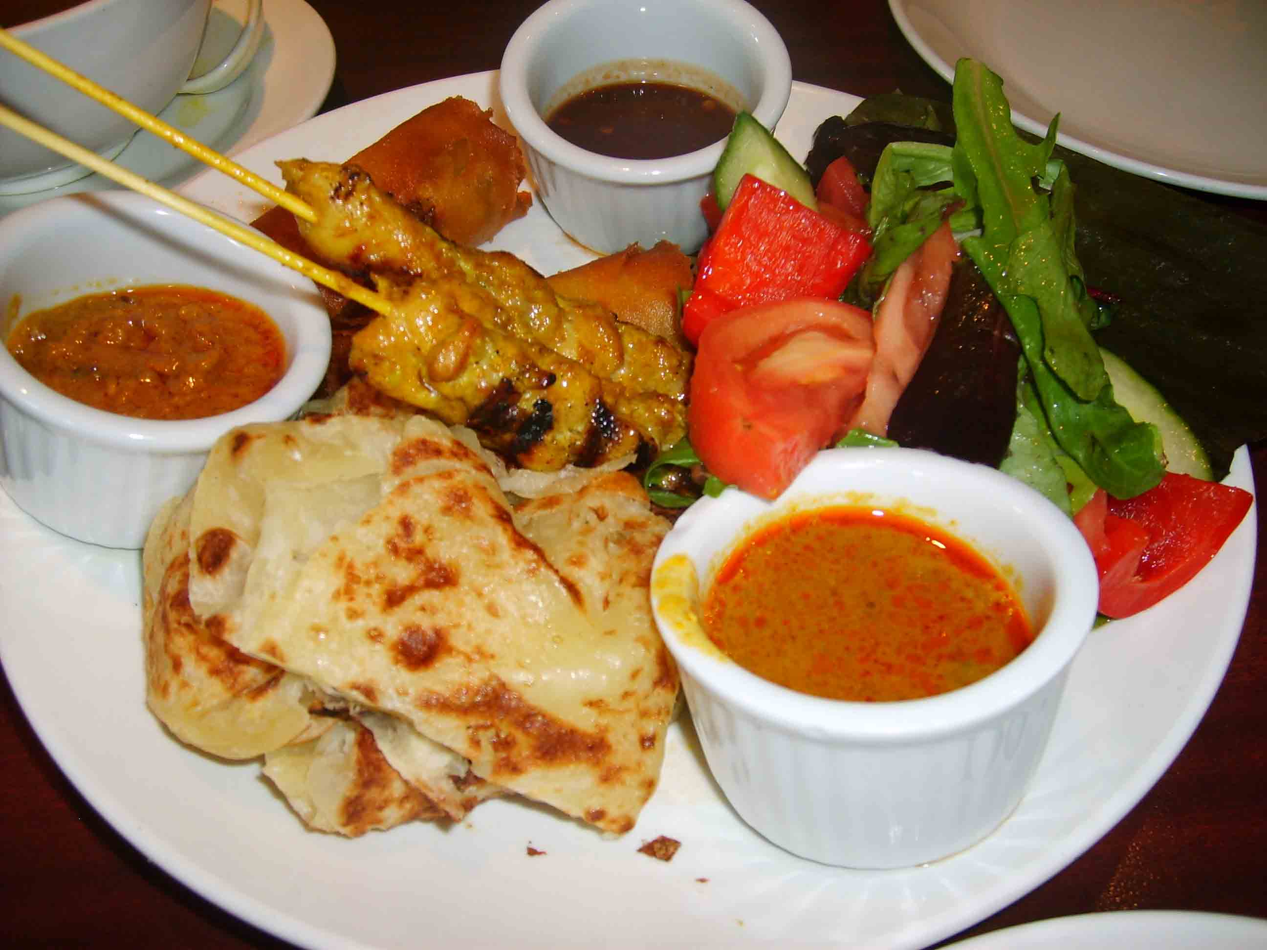 Appetizer plate at Banana Leaf